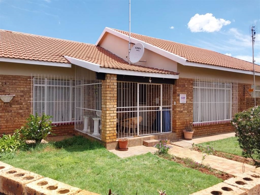 3 Bedroom Property for Sale in Stilfontein North West